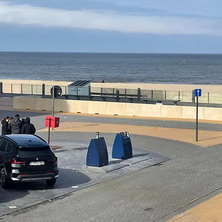 Sunny Seaview Апартаменты Остенде