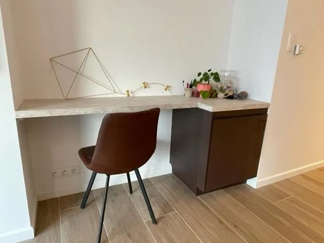 Sunny Seaview Апартаменты *