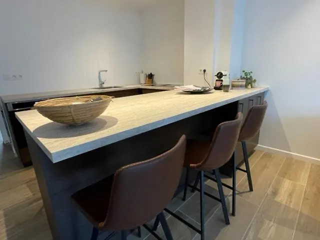 Sunny Seaview Апартаменты Остенде